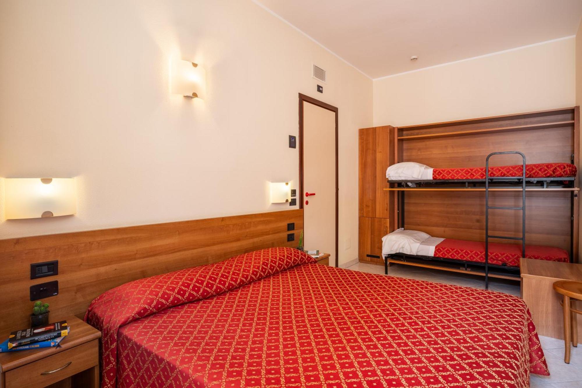 Hotel Careni Villa Italia Finale Ligure Exterior foto