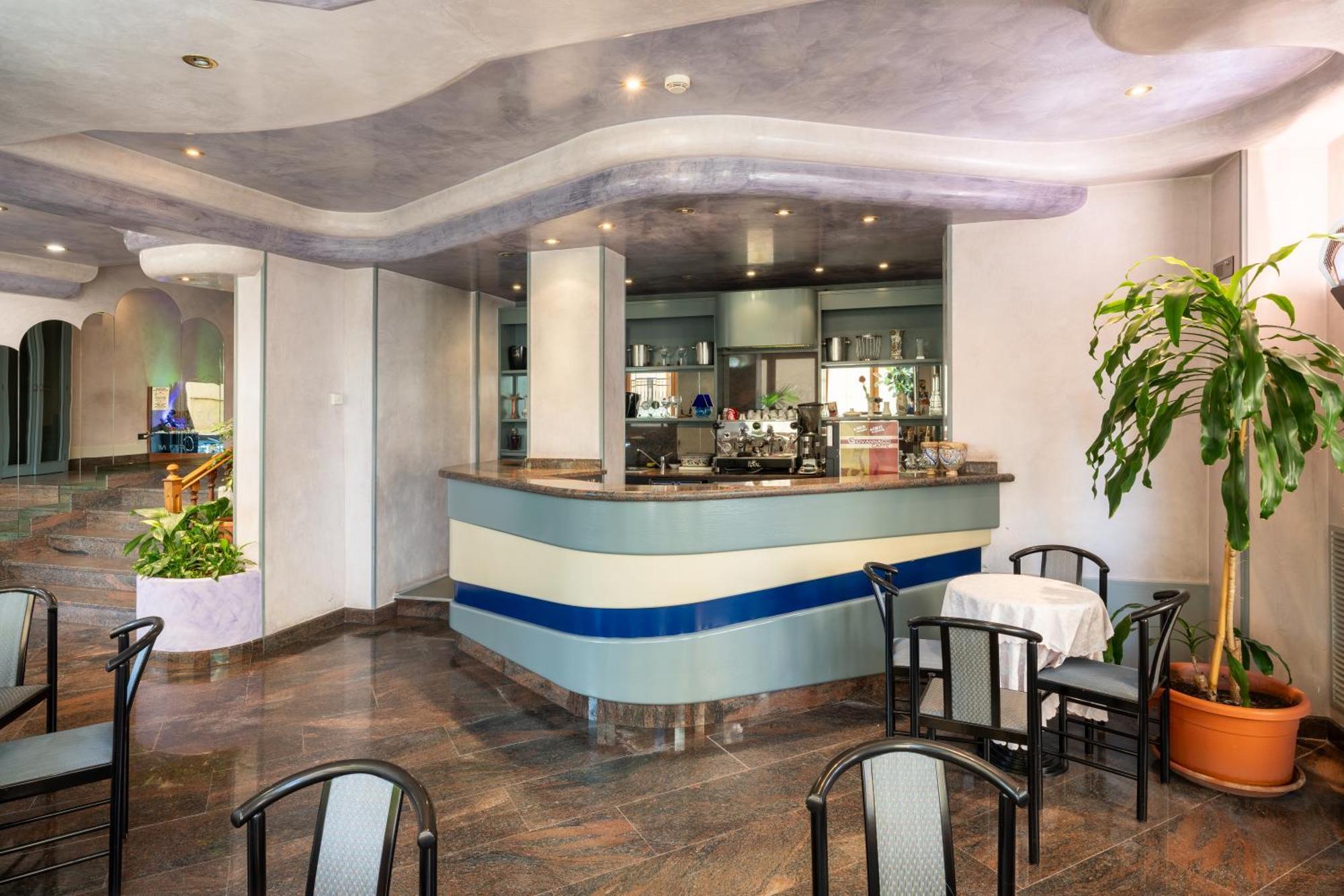 Hotel Careni Villa Italia Finale Ligure Exterior foto