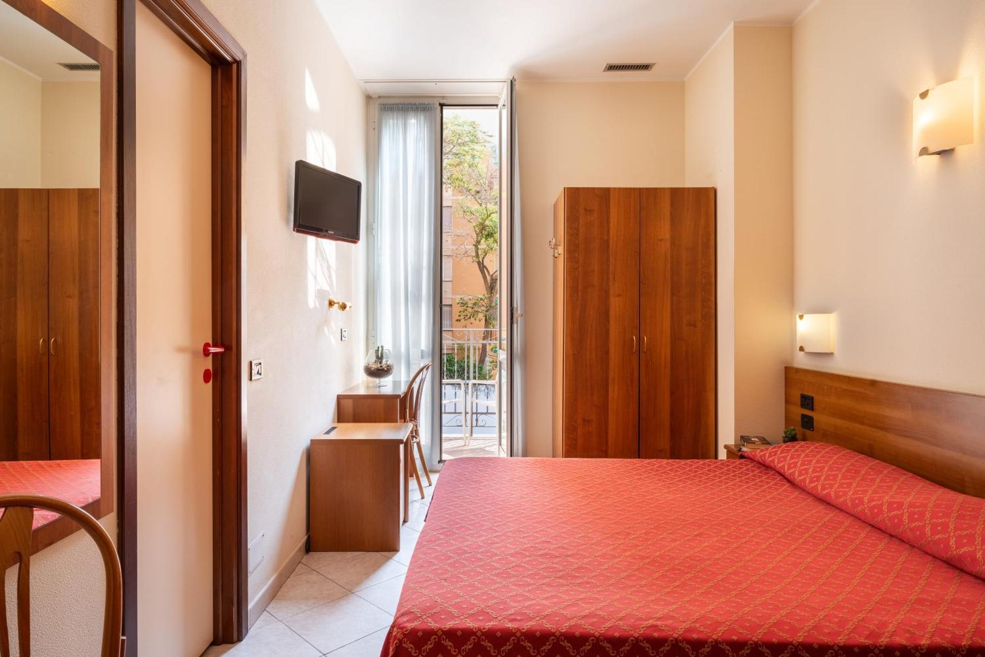 Hotel Careni Villa Italia Finale Ligure Exterior foto
